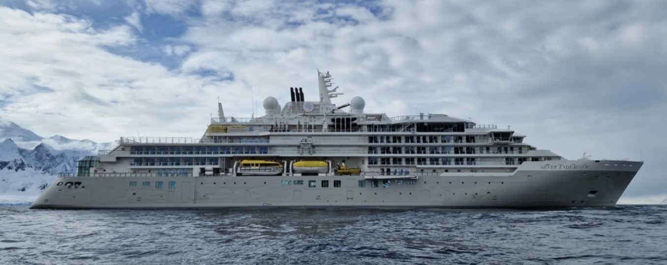 Cruise Ship
